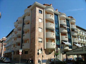  Residence Mirage  Градо